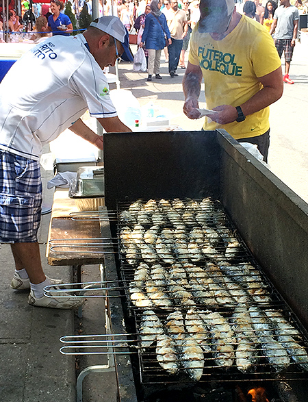 sardines-grilling